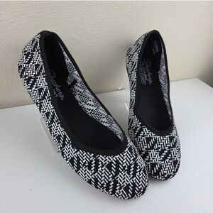 Skechers Cleo Round Its A Match‎ Ballet Flat Black White Wmns Sz 10 158128 NWOB